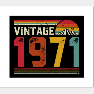 Vintage 1971 Birthday Gift Retro Style Posters and Art